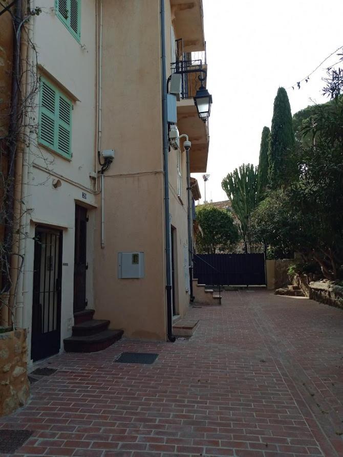 Cadre De Reve Mais Vous Faites Le Menage- Very Good Prices But You Have To Clea-N Th-E Flat Cannes Kültér fotó