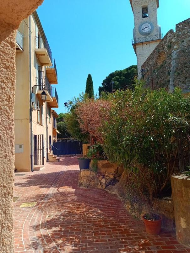Cadre De Reve Mais Vous Faites Le Menage- Very Good Prices But You Have To Clea-N Th-E Flat Cannes Kültér fotó